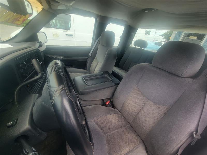 Chevrolet Silverado 1500 Ext. Cab Short Bed 2WD 2003