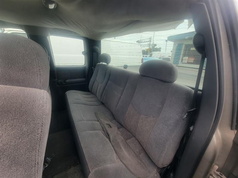 Chevrolet Silverado 1500 Ext. Cab Short Bed 2WD 2003