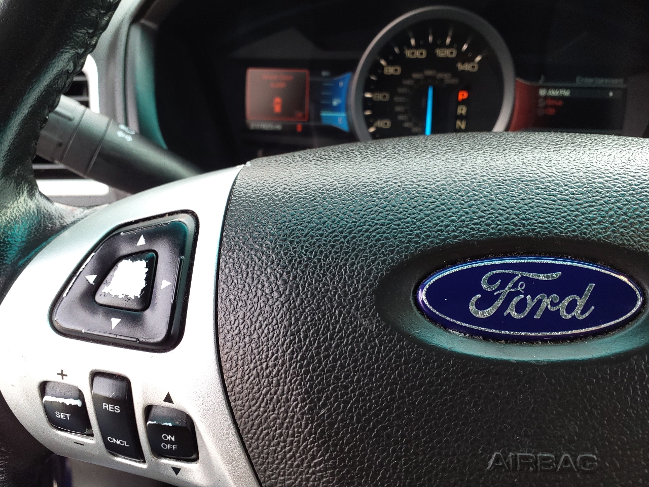 Ford Explorer XLT FWD 2011