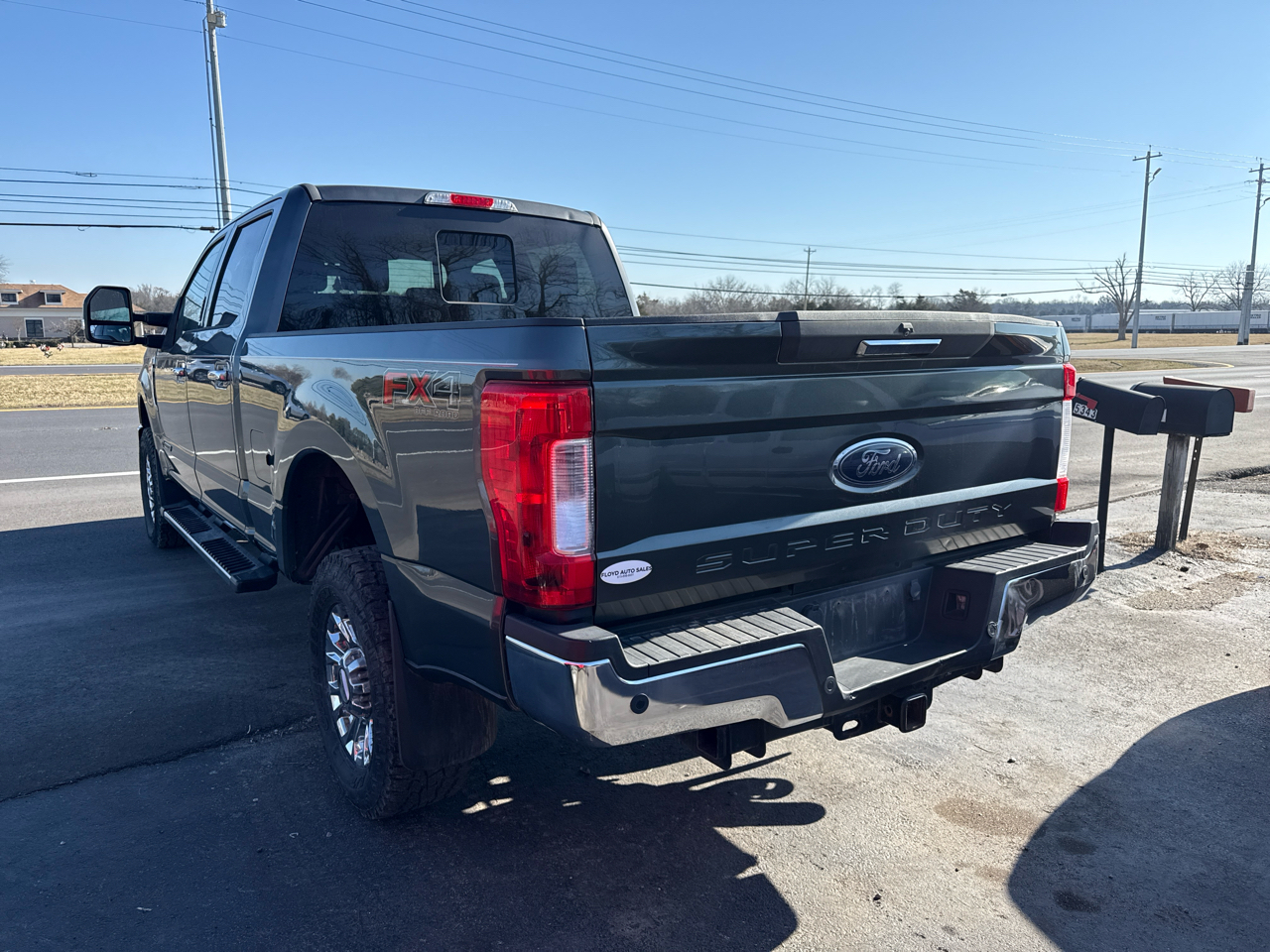 Ford F-250 SD XLT Crew Cab 4WD 2018