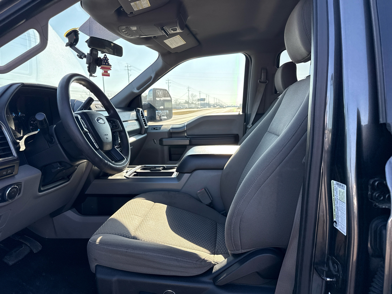 Ford F-250 SD XLT Crew Cab 4WD 2018