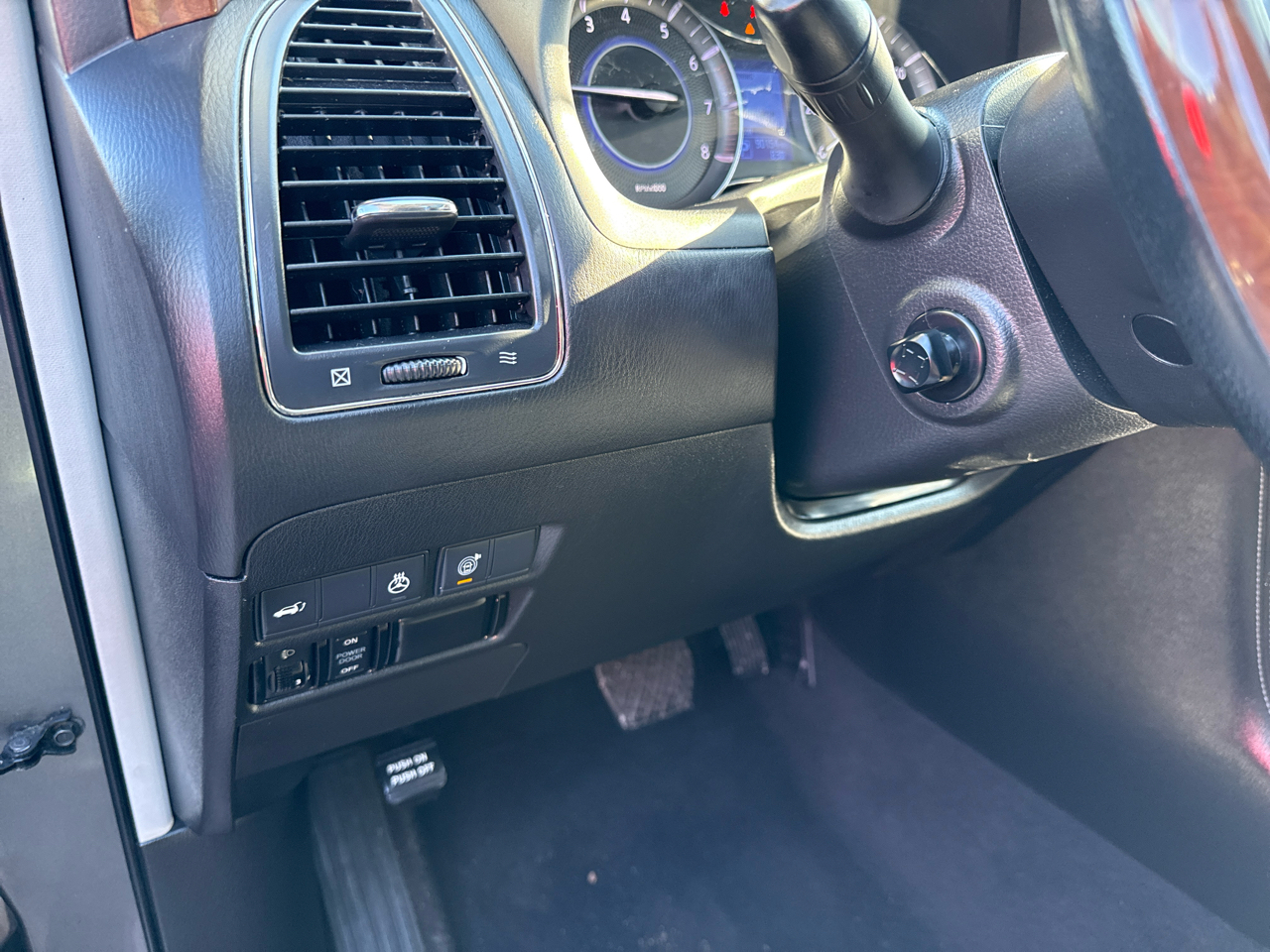 Infiniti QX80 LUXE 2019