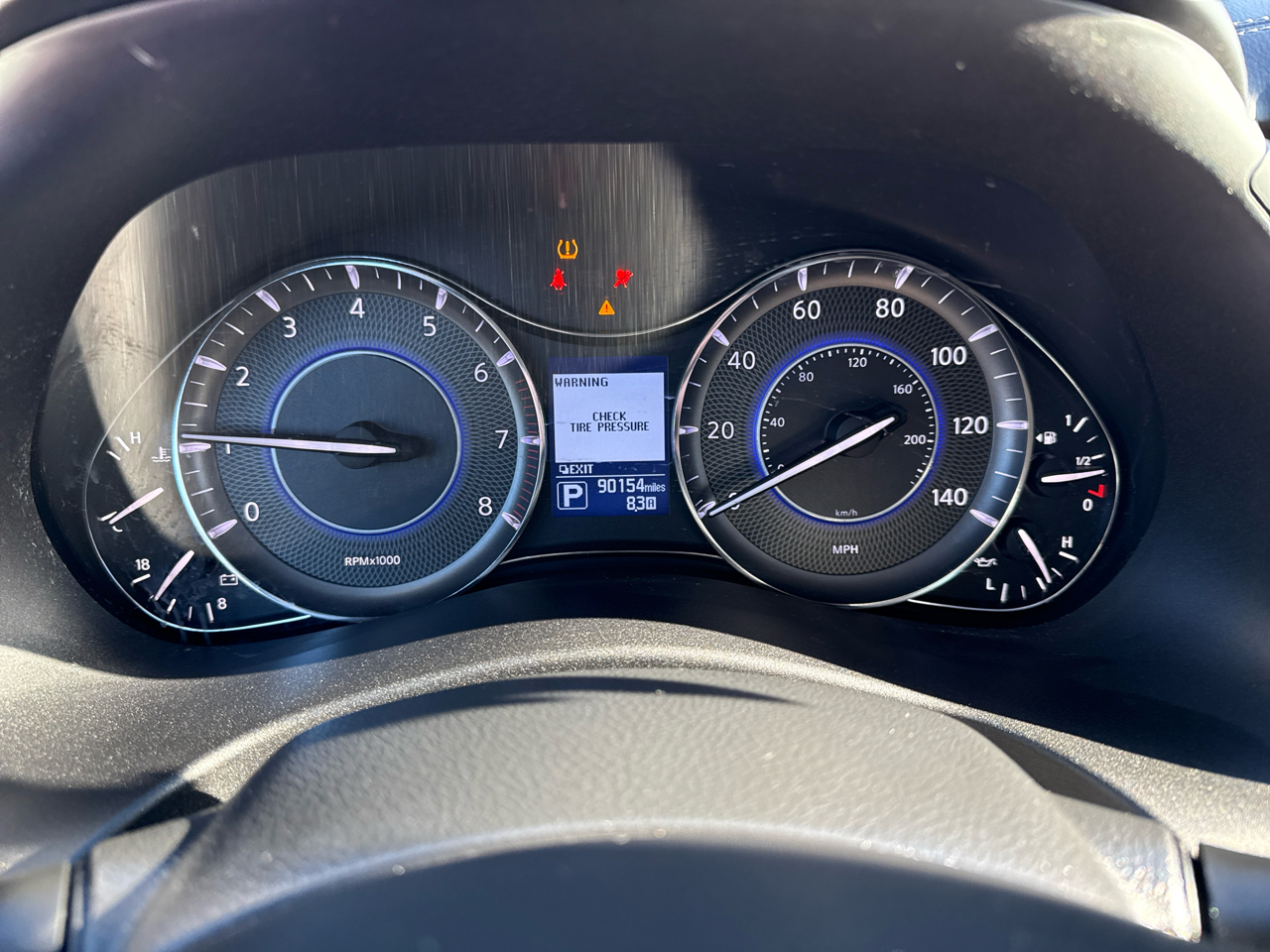 Infiniti QX80 LUXE 2019