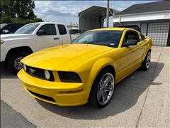 2005 Ford Mustang 