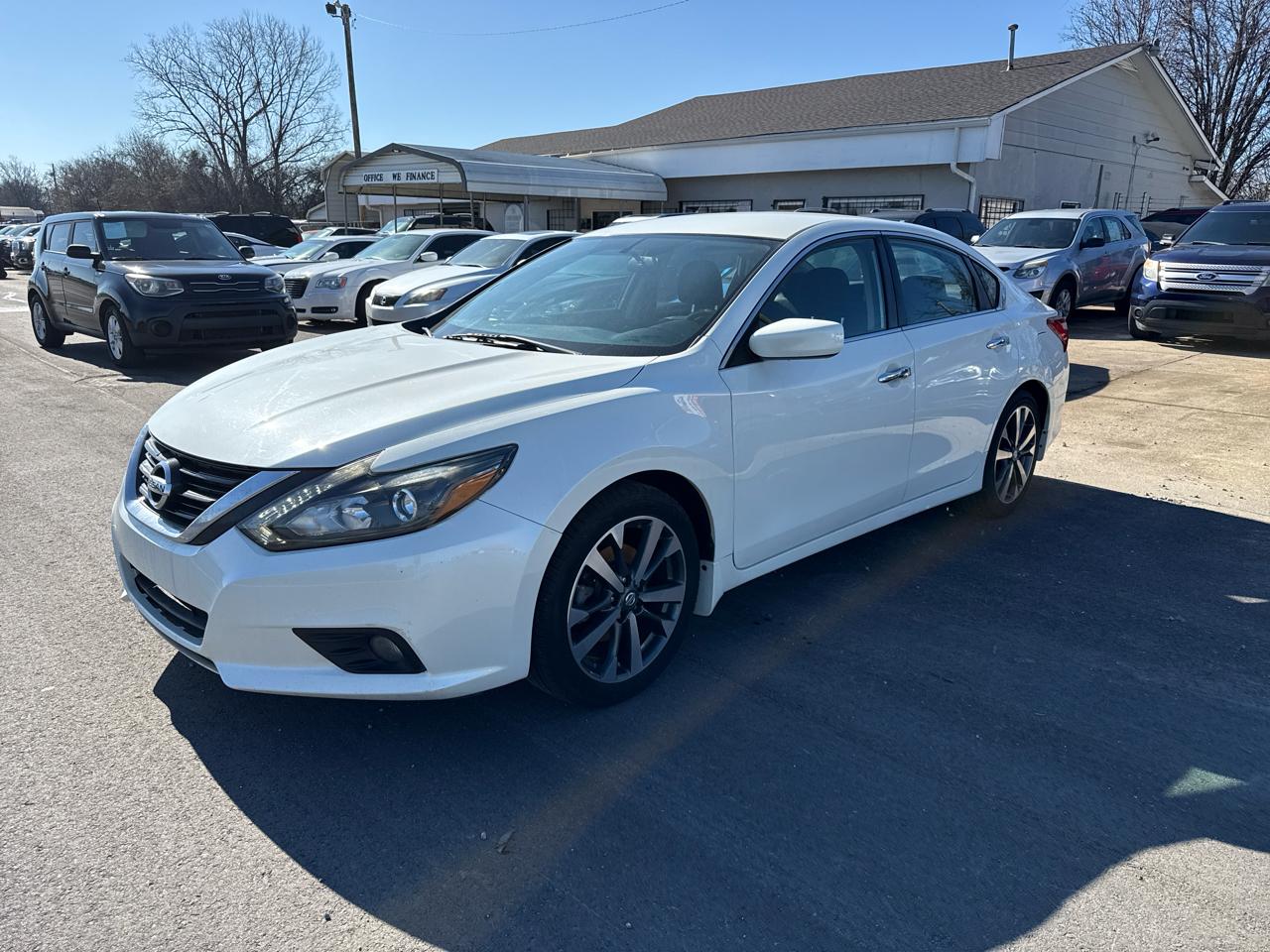 Nissan Altima 2.5 SR 2016