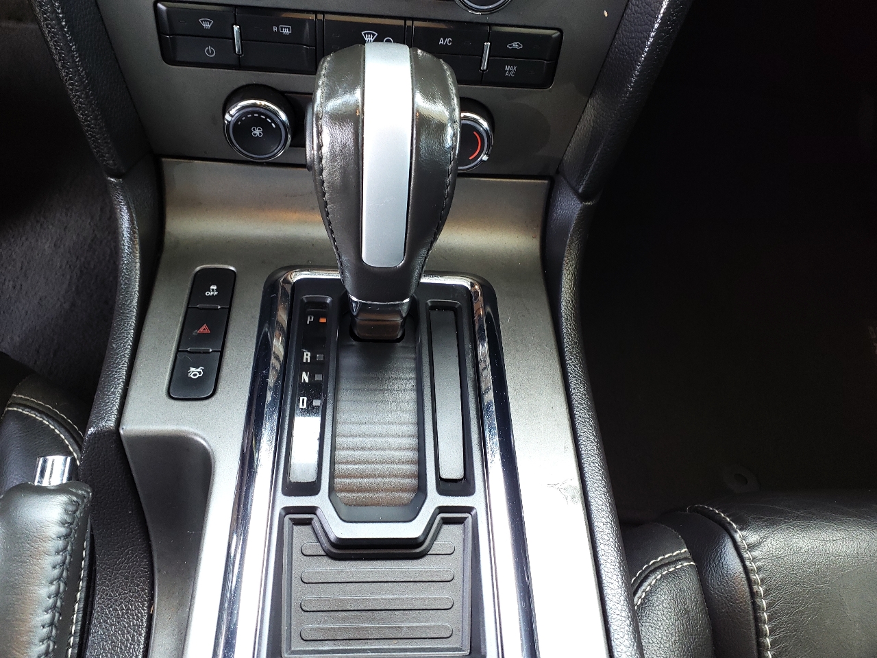 Ford Mustang V6 Coupe 2014