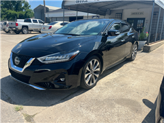 2023 Nissan Maxima 