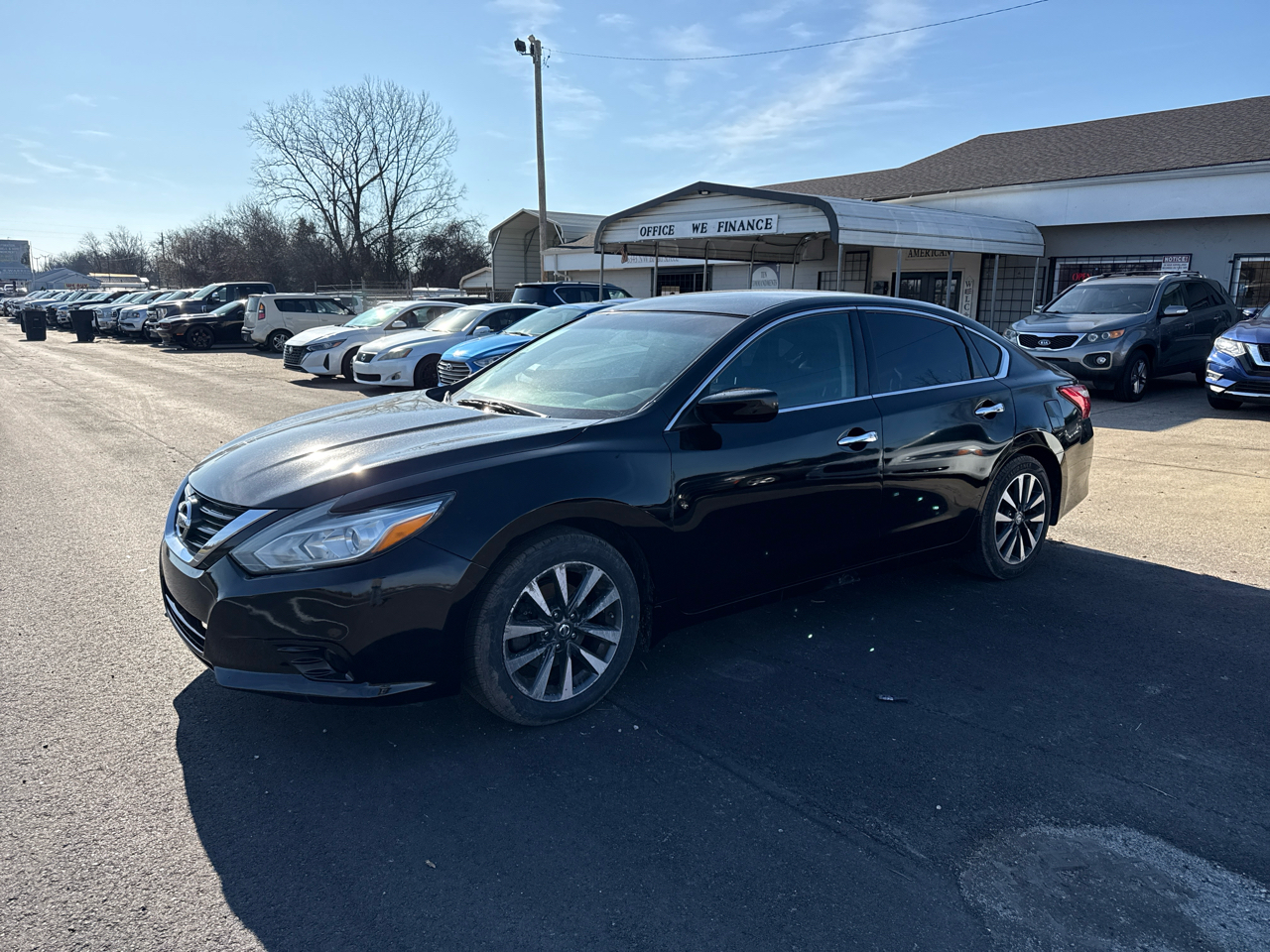 2016 Nissan Altima SV's photo