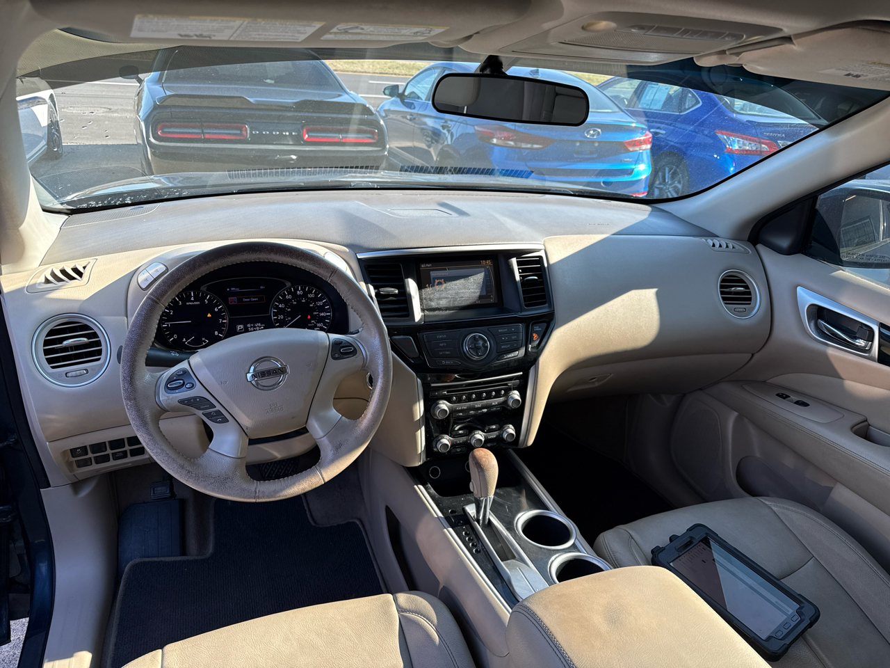 Nissan Pathfinder SL 2WD 2014