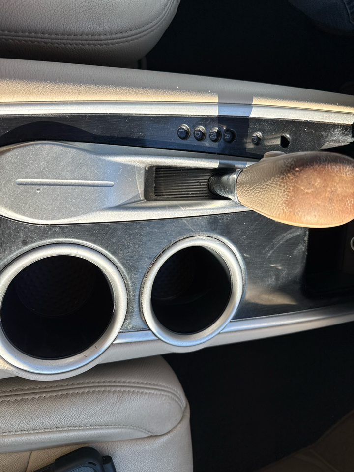 Nissan Pathfinder SL 2WD 2014