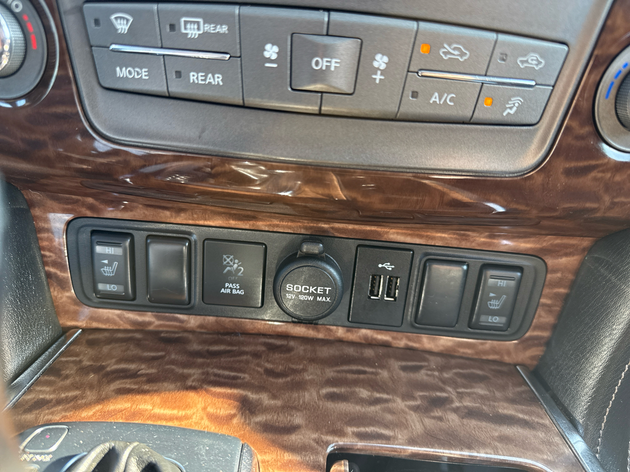 Nissan Armada Platinum 2WD 2020