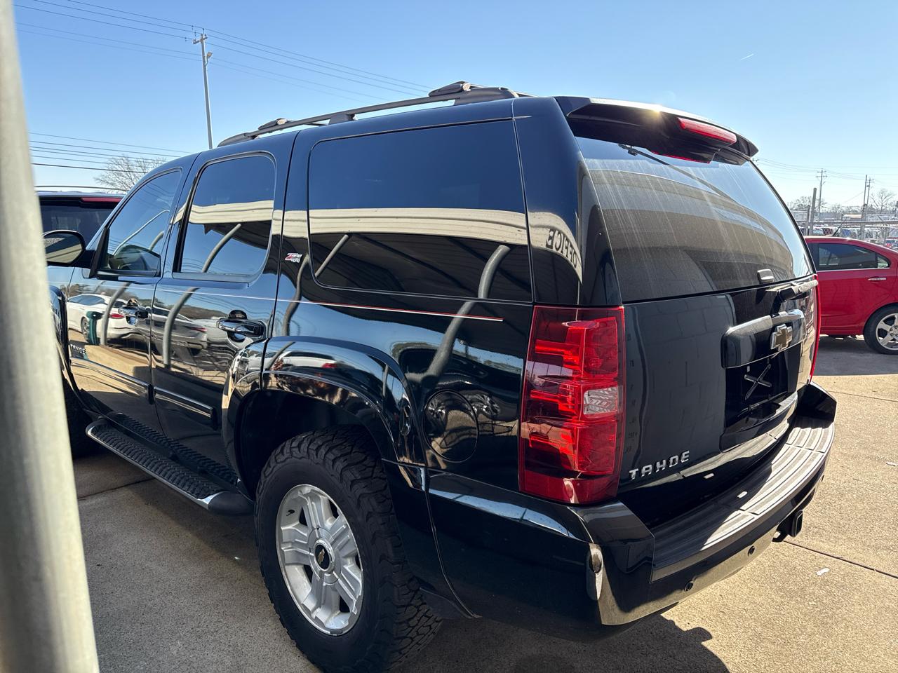 Chevrolet Tahoe LT 4WD 2011