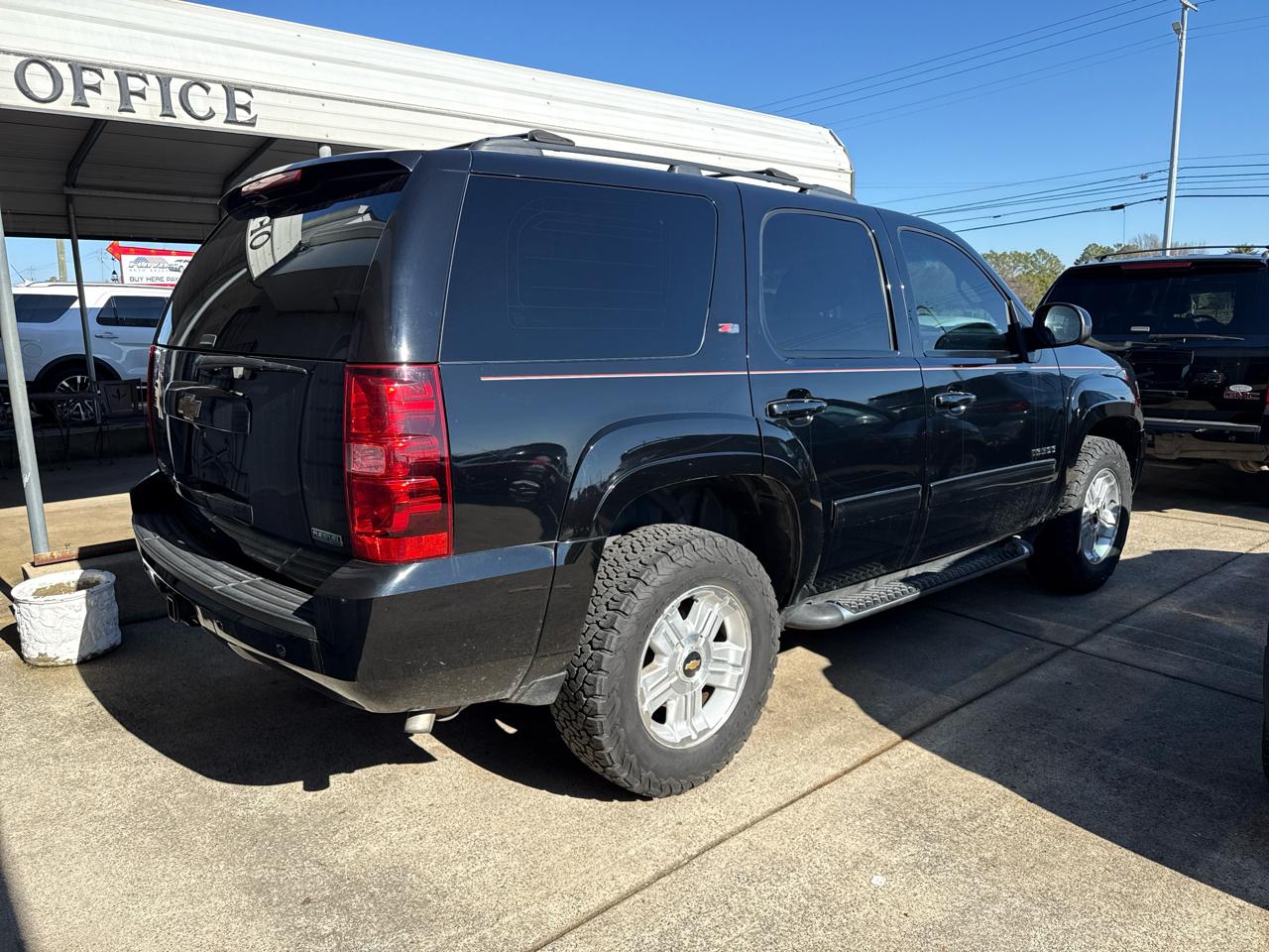 Chevrolet Tahoe LT 4WD 2011