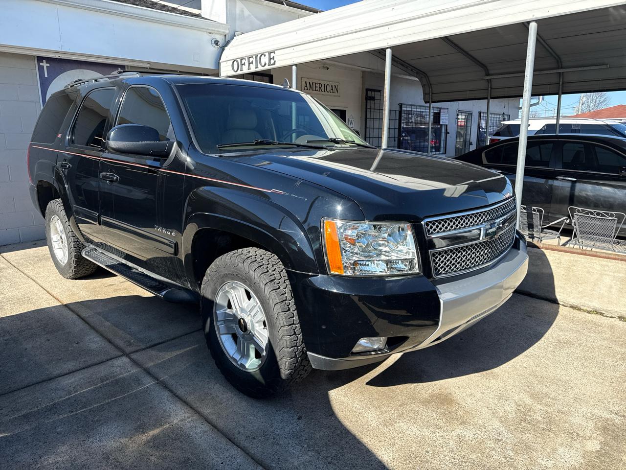 Chevrolet Tahoe LT 4WD 2011