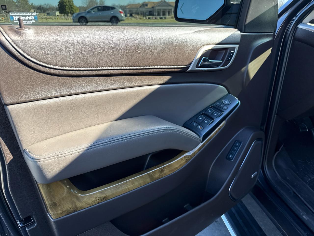 GMC Yukon Denali 4WD 2017