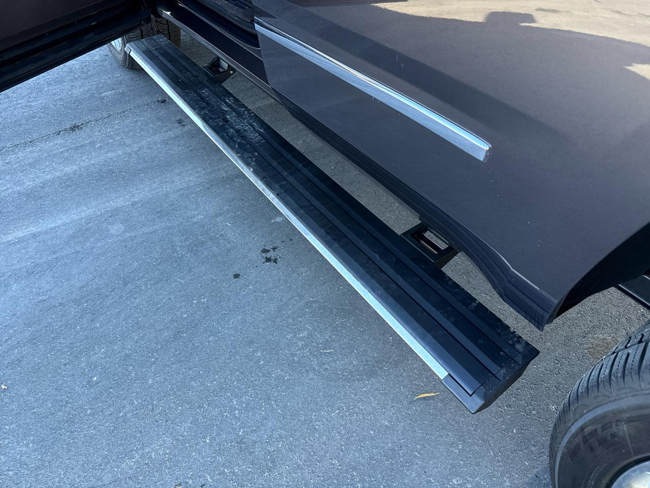 GMC Yukon Denali 4WD 2017