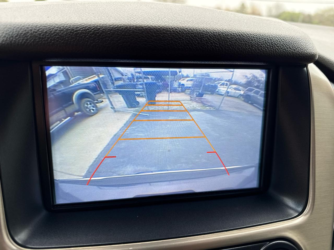 GMC Yukon Denali 4WD 2017