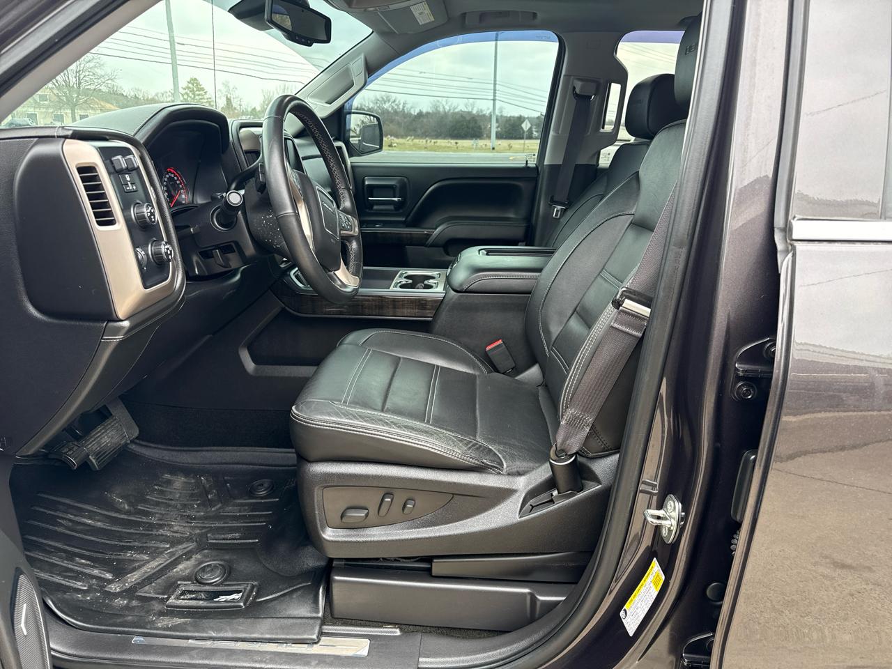 GMC Sierra 1500 Denali Crew Cab Long Box 4WD 2016