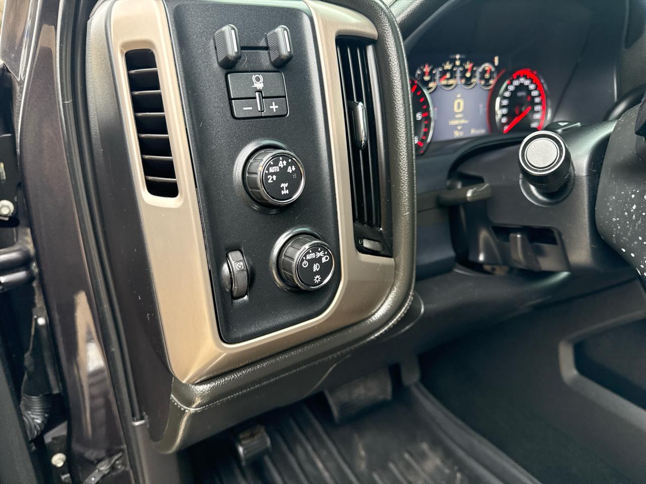 GMC Sierra 1500 Denali Crew Cab Long Box 4WD 2016