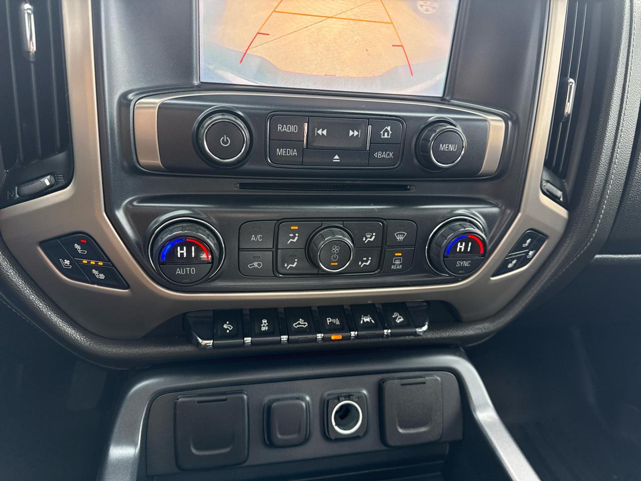 GMC Sierra 1500 Denali Crew Cab Long Box 4WD 2016