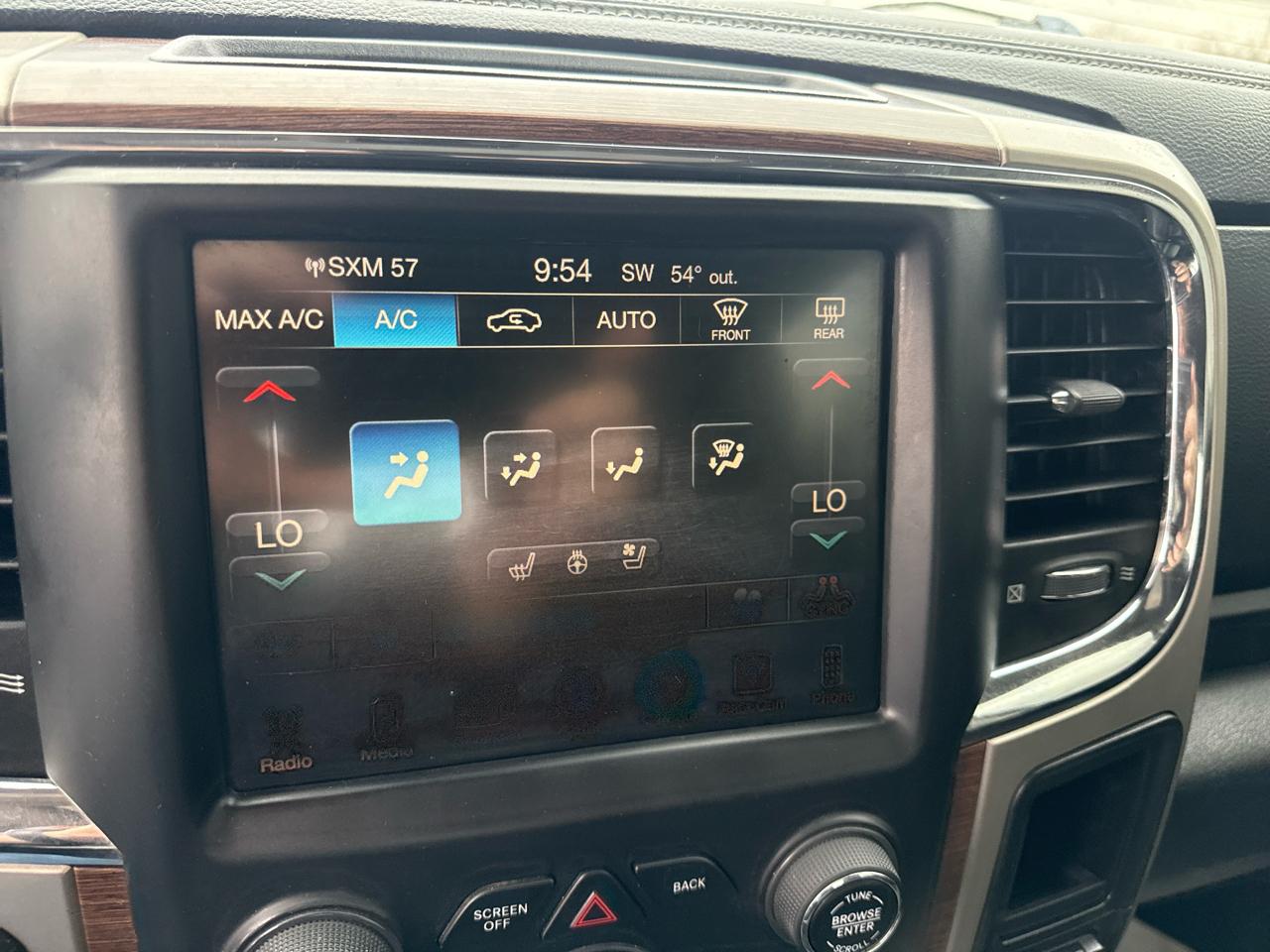 RAM 2500 Laramie Crew Cab SWB 4WD 2016