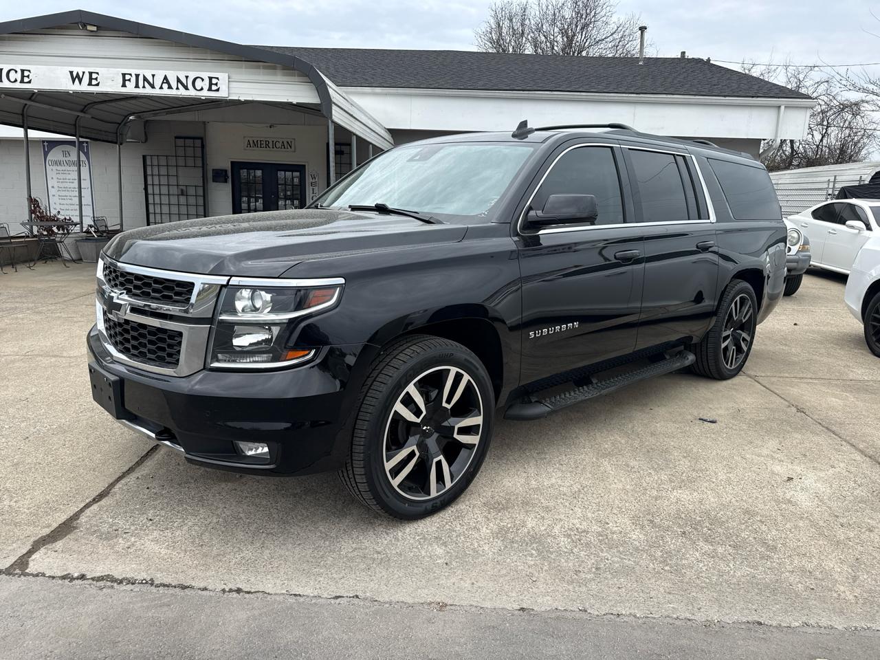 Chevrolet Suburban LT 4WD 2018