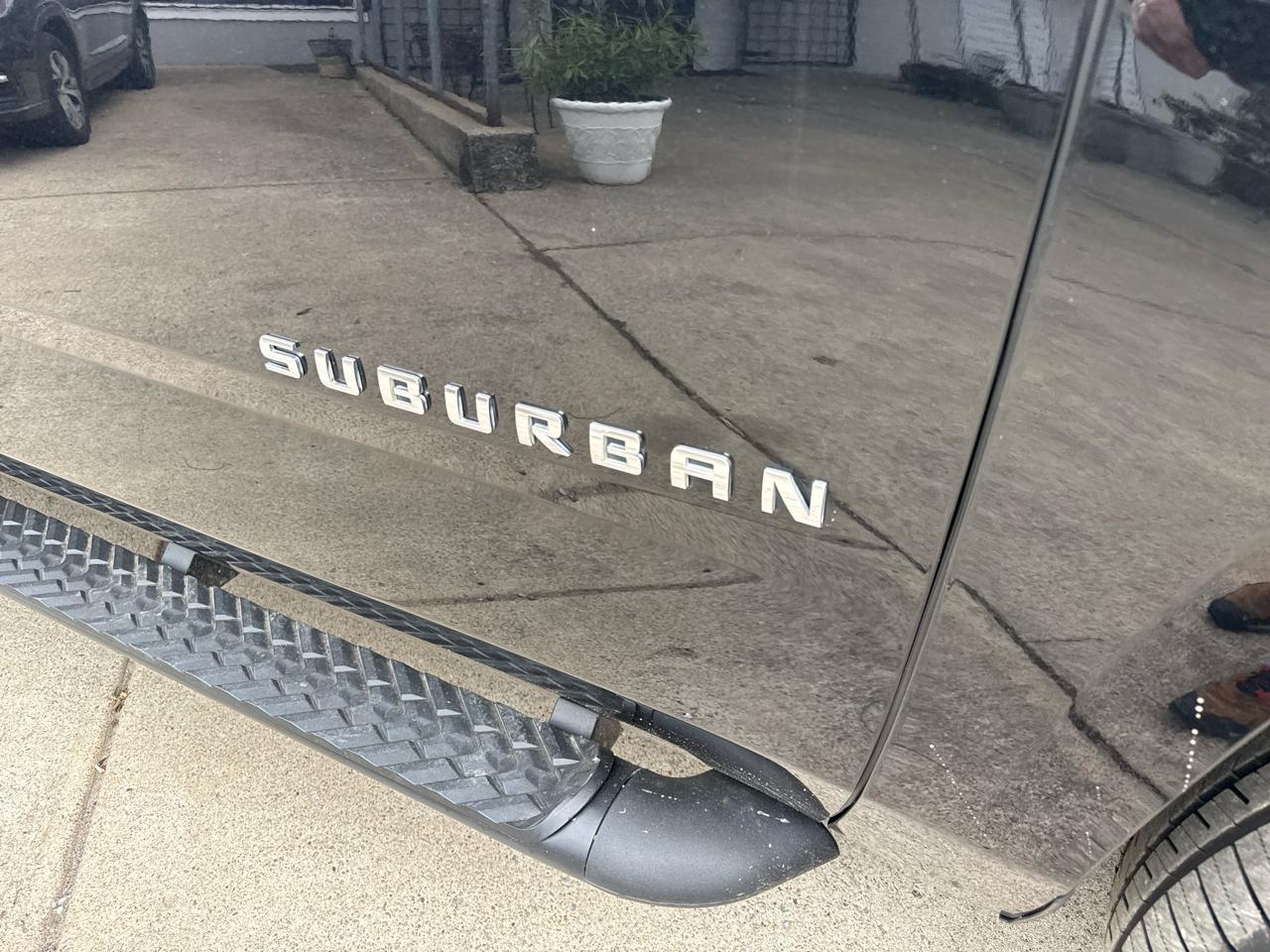 Chevrolet Suburban LT 4WD 2018