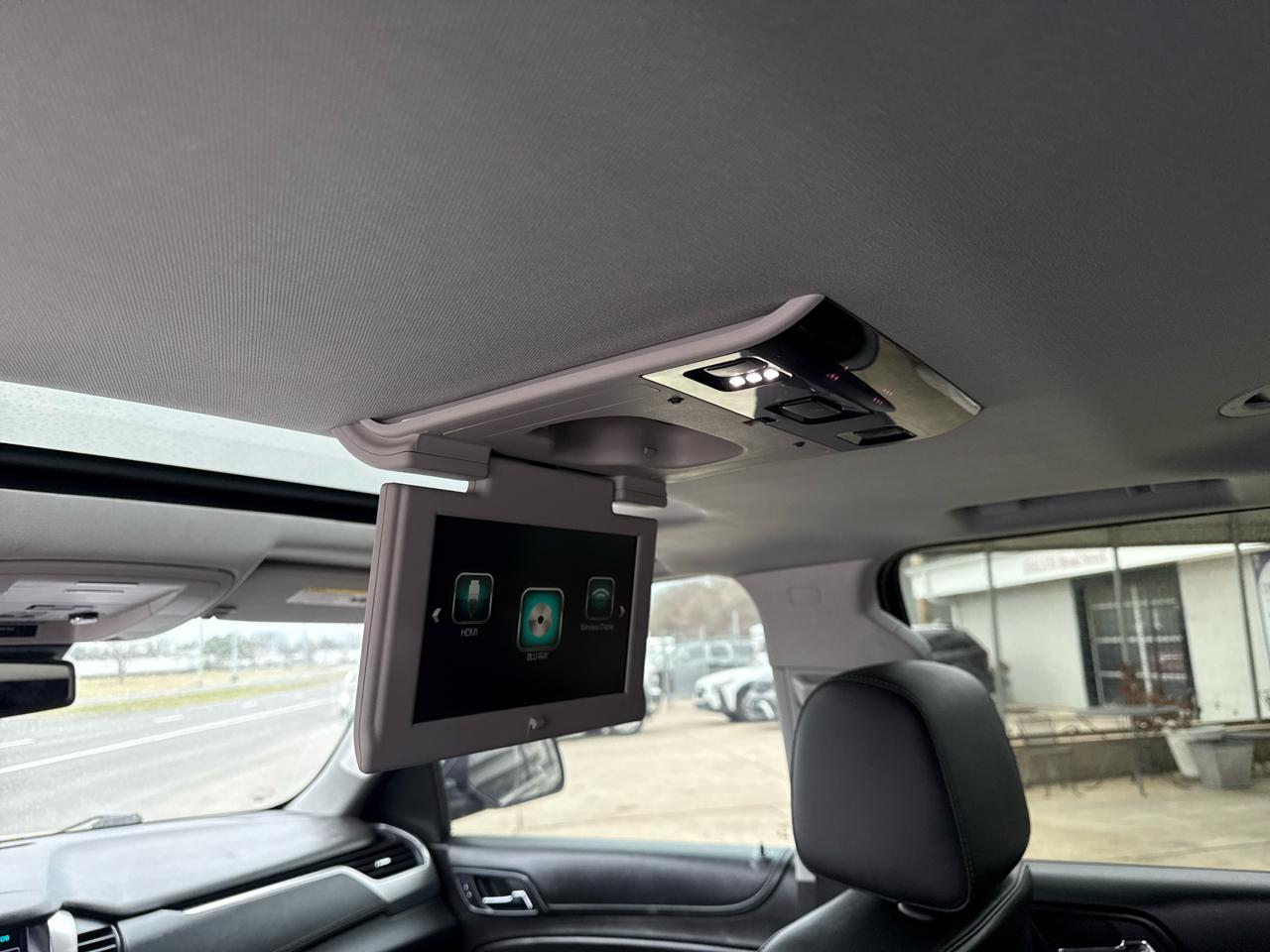 Chevrolet Suburban LT 4WD 2018