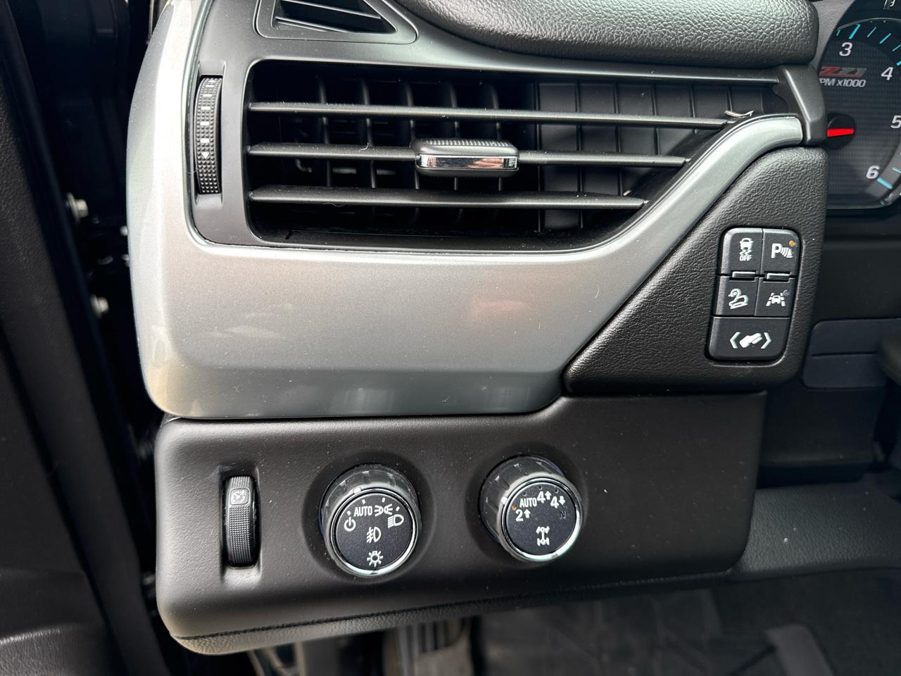 Chevrolet Suburban LT 4WD 2018