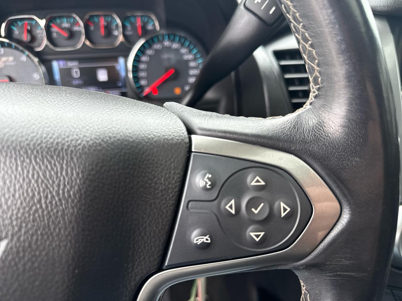 Chevrolet Suburban LT 4WD 2018