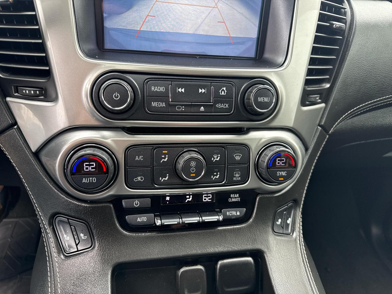 Chevrolet Suburban LT 4WD 2018