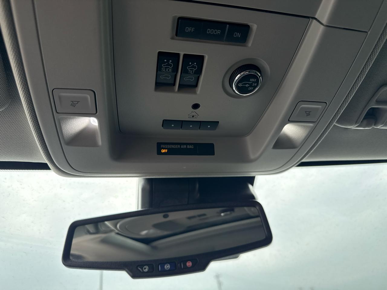 Chevrolet Suburban LT 4WD 2018