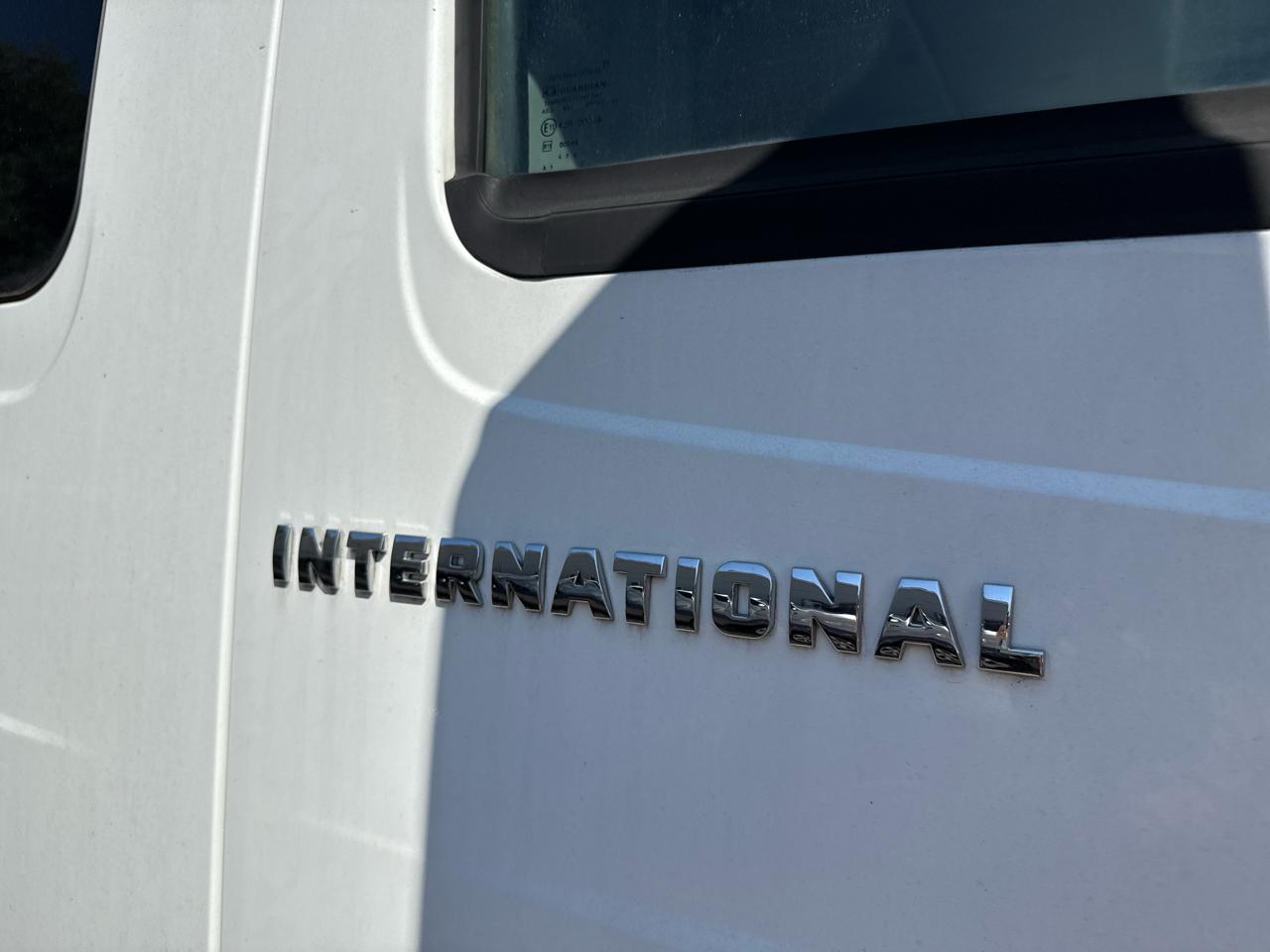 International 4300  2003