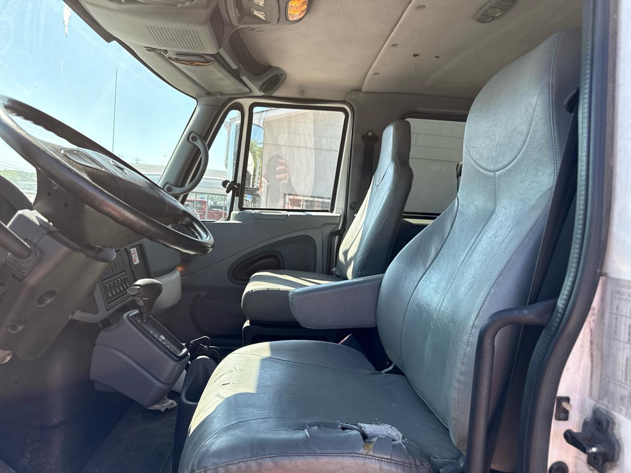 International 4300  2003