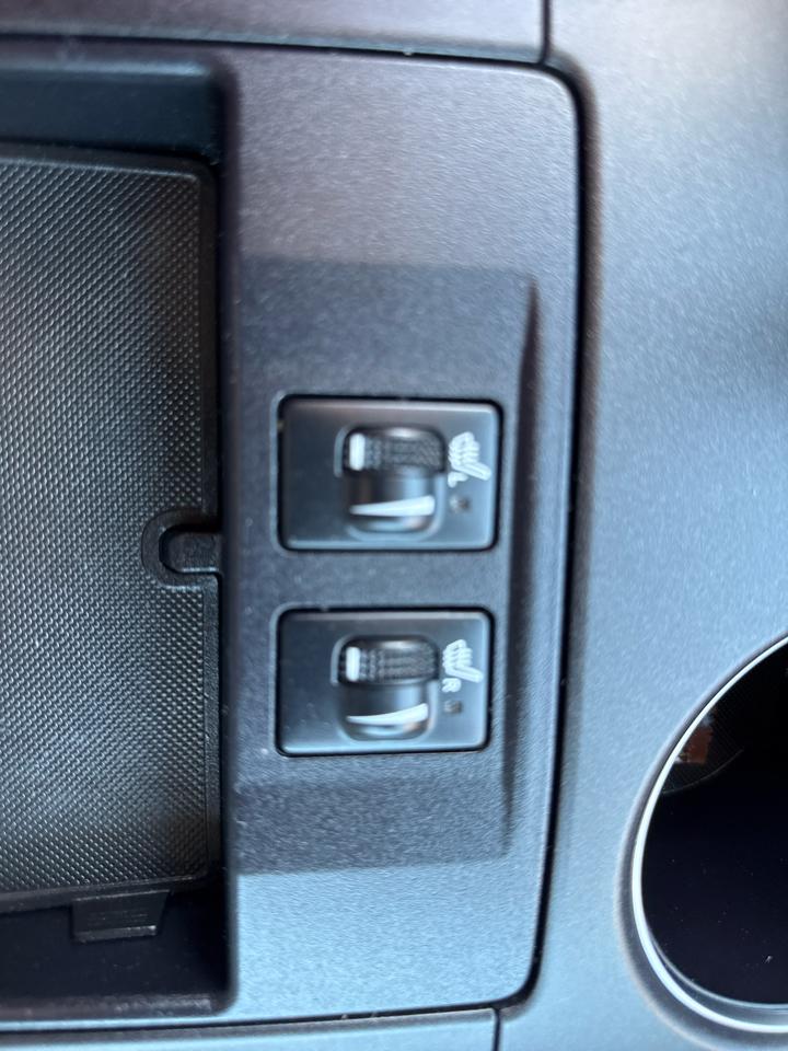Toyota Camry XLE V6 2016