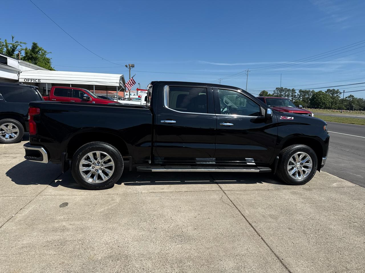 Chevrolet Silverado 1500 LTZ Crew Cab 4WD SWB 2019
