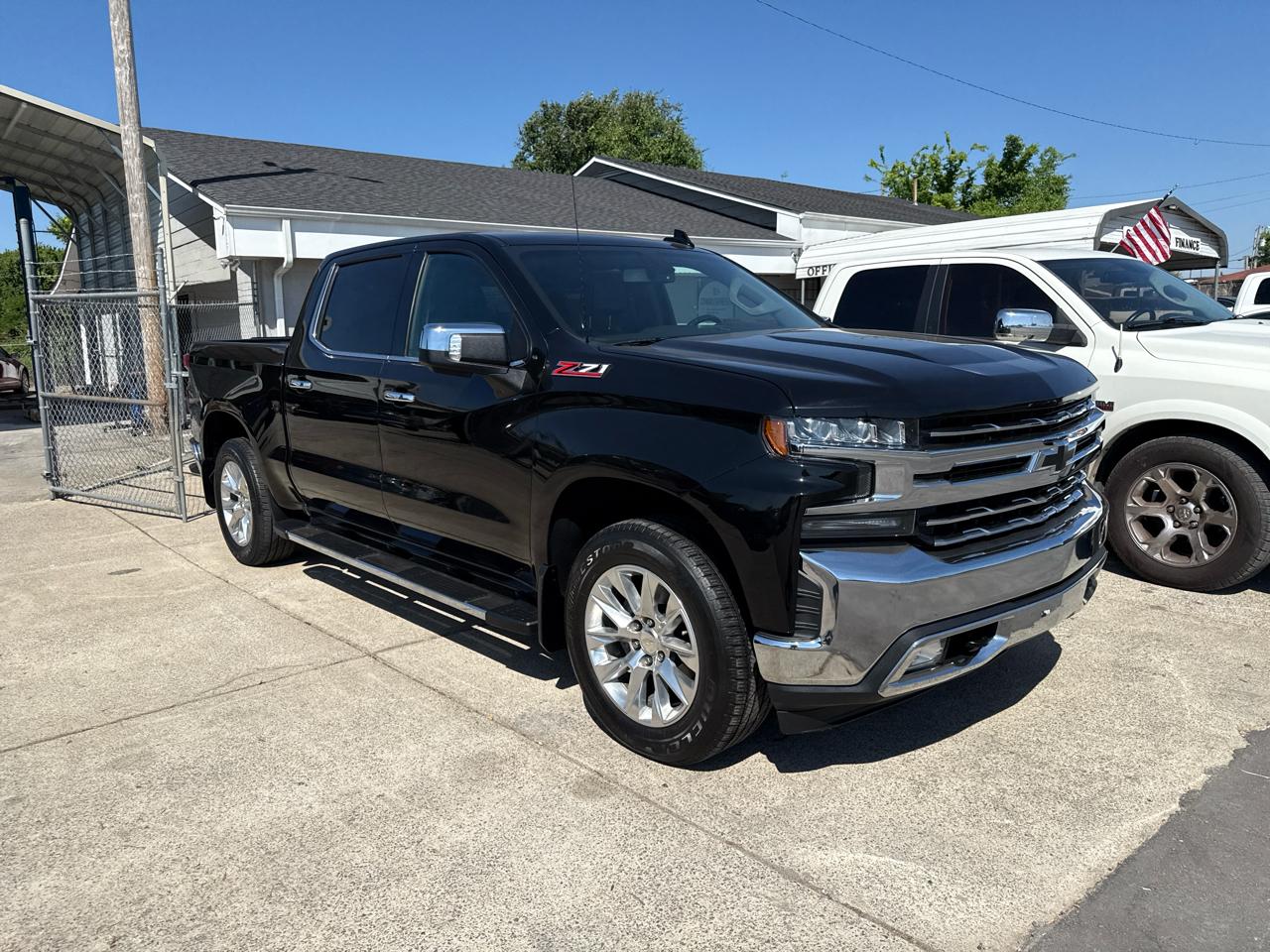 Chevrolet Silverado 1500 LTZ Crew Cab 4WD SWB 2019