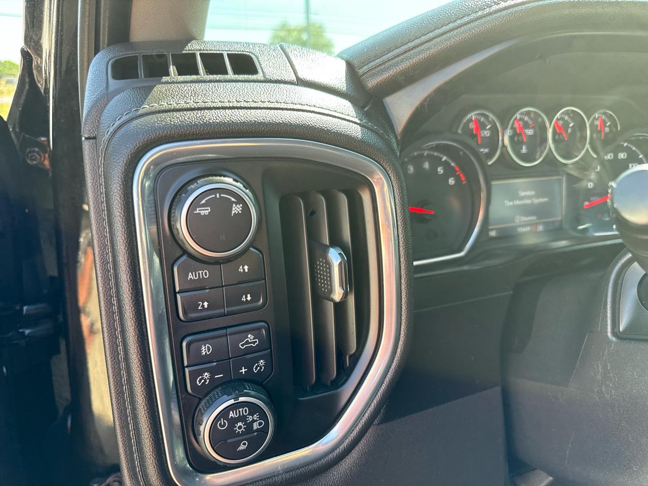 Chevrolet Silverado 1500 LTZ Crew Cab 4WD SWB 2019
