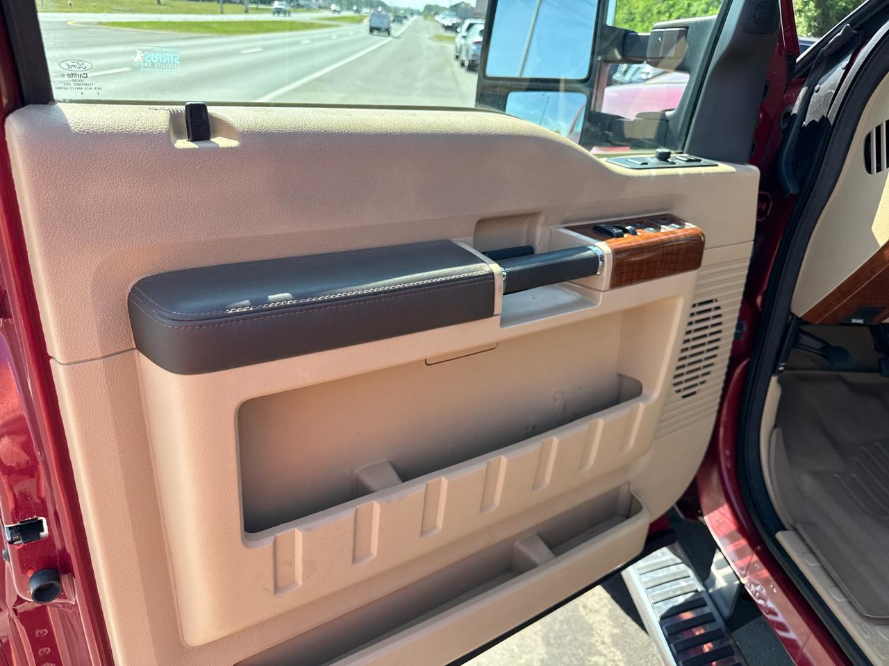 Ford F-250 SD King Ranch Crew Cab 4WD 2015