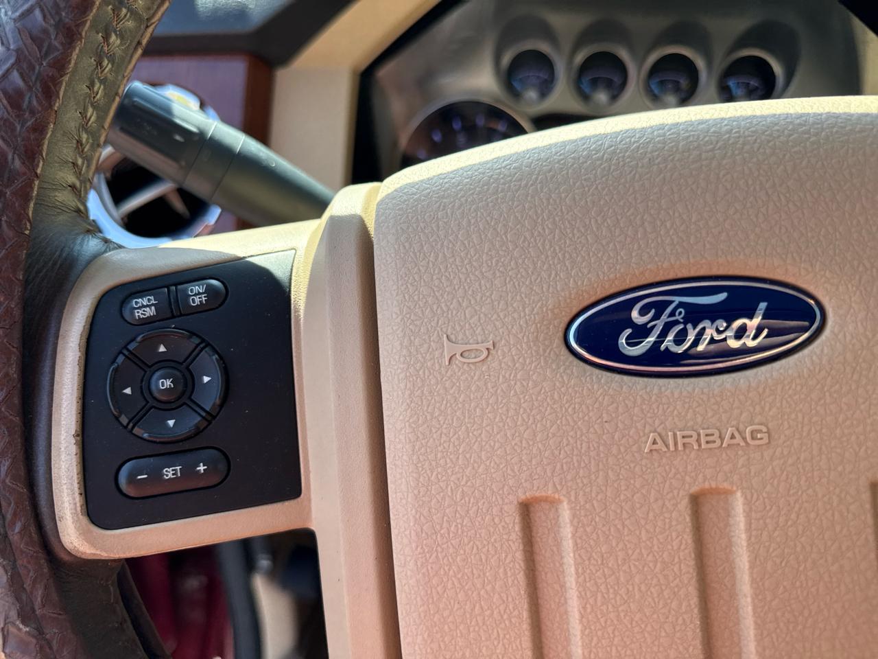 Ford F-250 SD King Ranch Crew Cab 4WD 2015