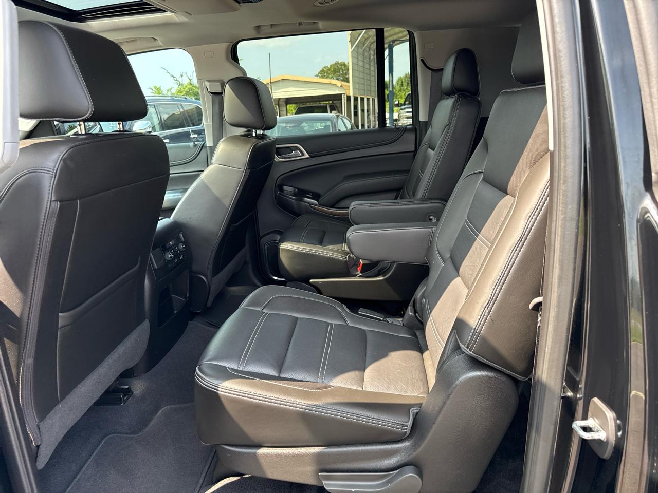 GMC Yukon XL Denali 4WD 2019