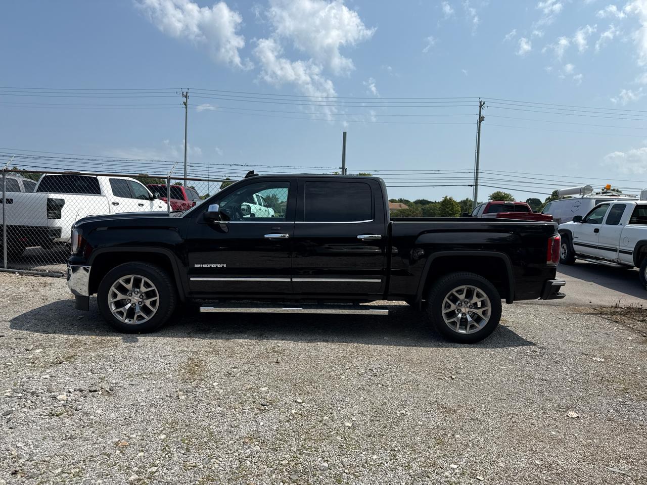GMC Sierra 1500 2WD Crew Cab 143.5" SLT 2018