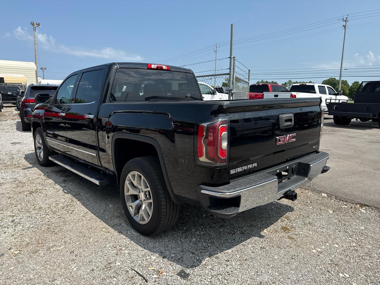 GMC Sierra 1500 2WD Crew Cab 143.5" SLT 2018