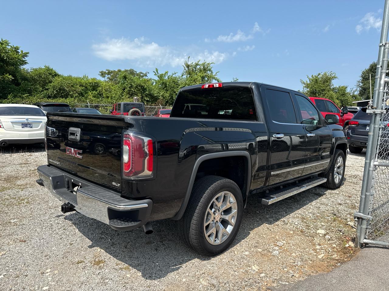 GMC Sierra 1500 2WD Crew Cab 143.5" SLT 2018