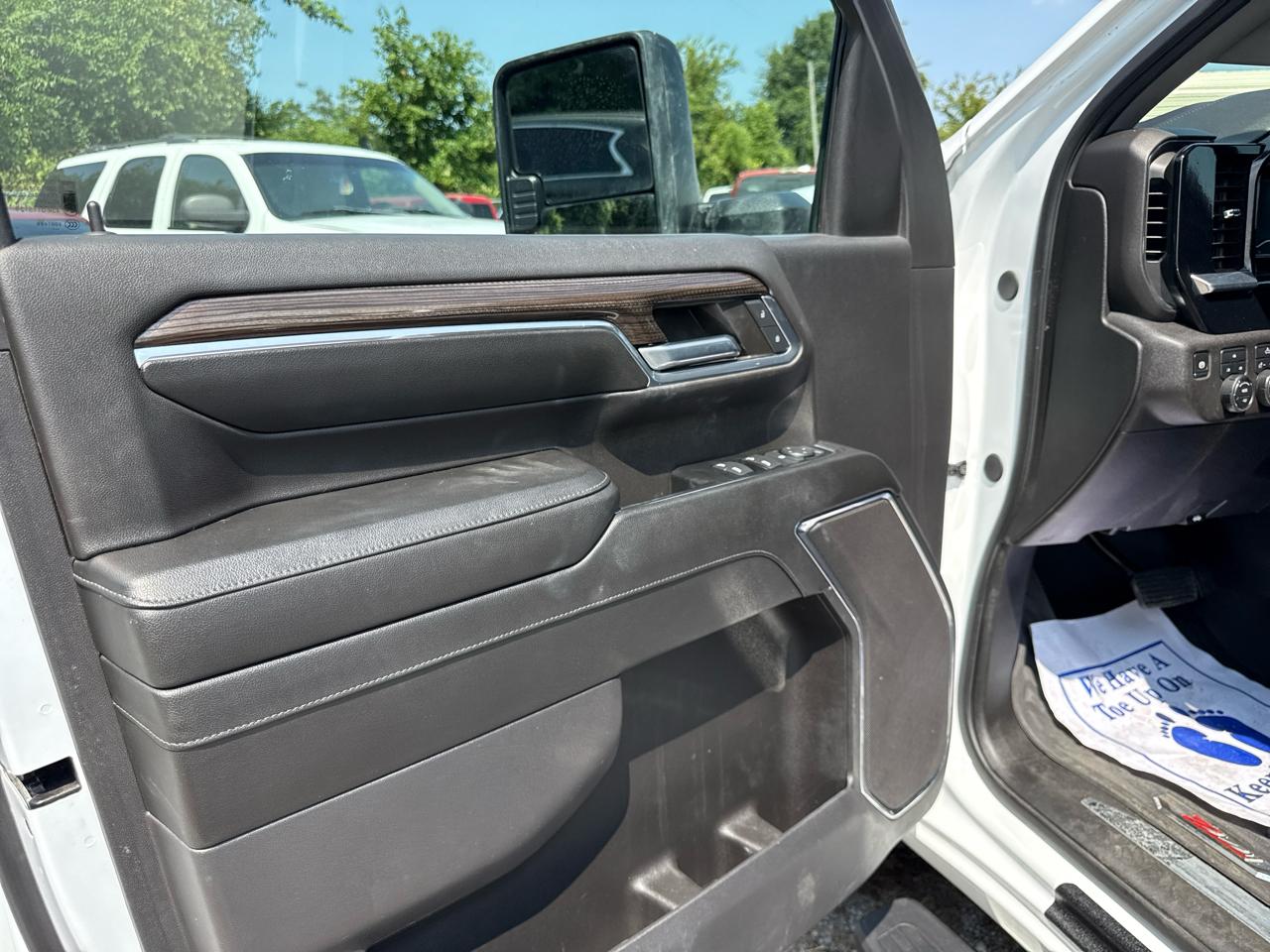 Chevrolet Silverado 2500HD 4WD Crew Cab 153" LT 2024