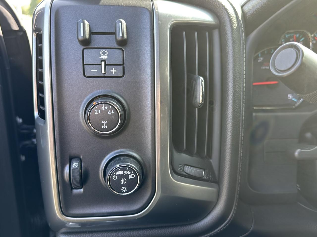 Chevrolet Silverado 2500HD 4WD Crew Cab 153" LTZ 2016