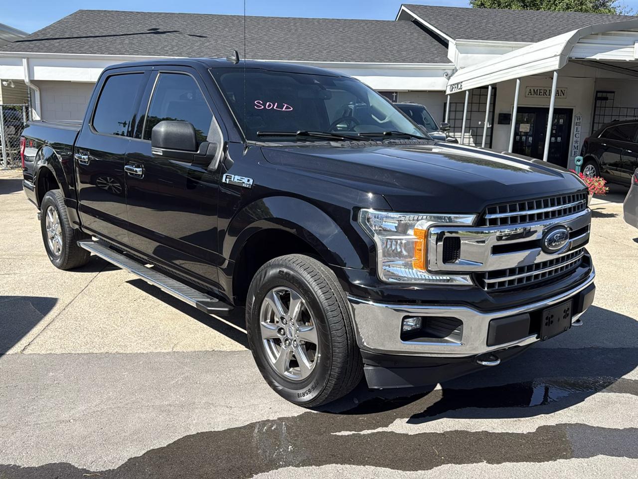 Ford F-150 4WD SuperCab 133" XLT 2019