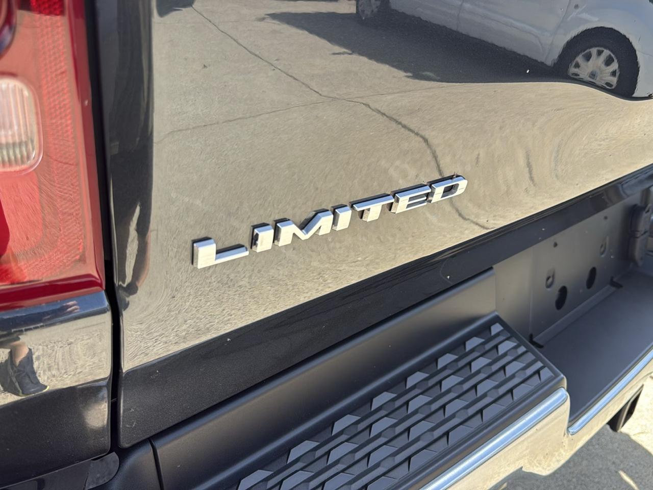 RAM 1500 Limited Crew Cab SWB 4WD 2019