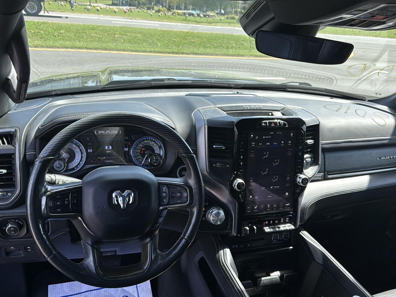 RAM 1500 Limited Crew Cab SWB 4WD 2019
