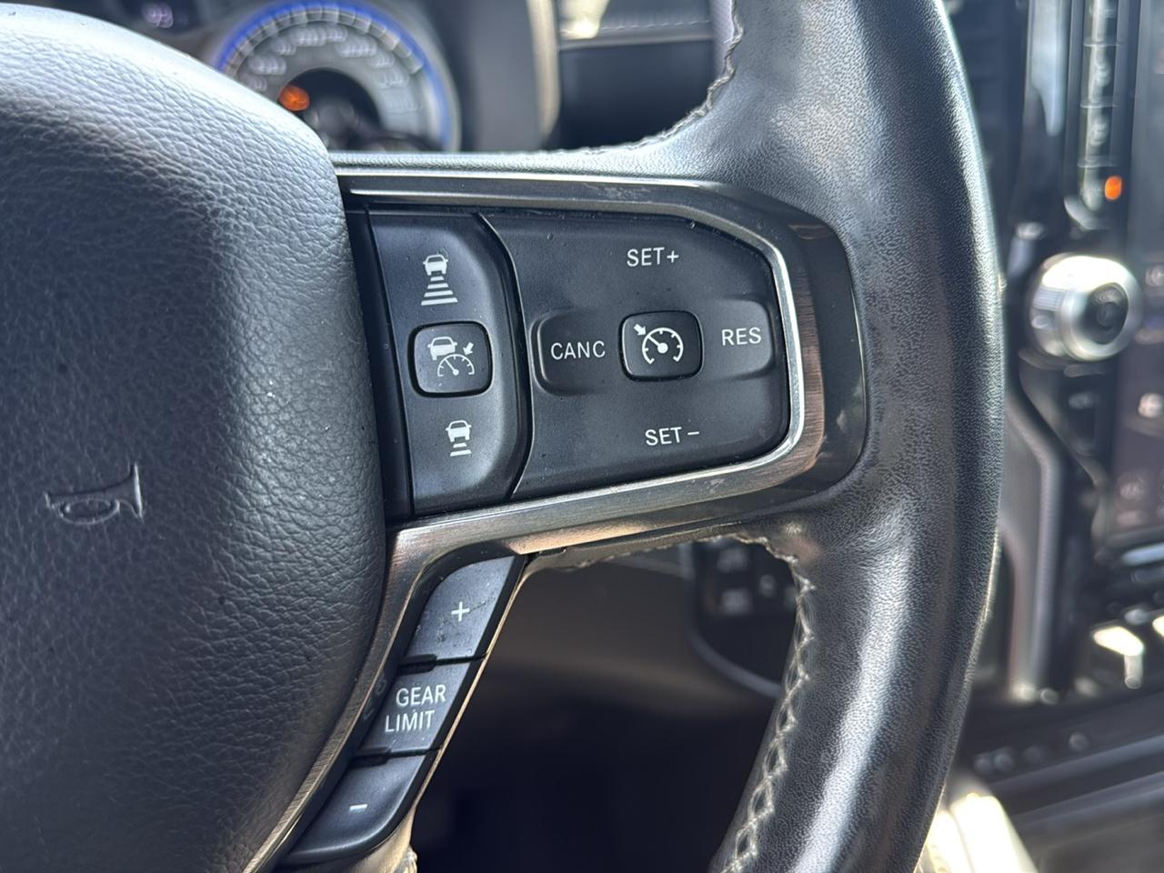 RAM 1500 Limited Crew Cab SWB 4WD 2019